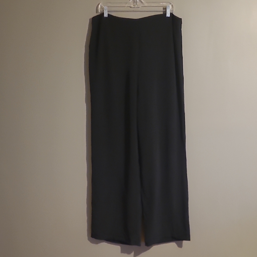 Kate Hill  Silk  Black Casual Pants  Size 16